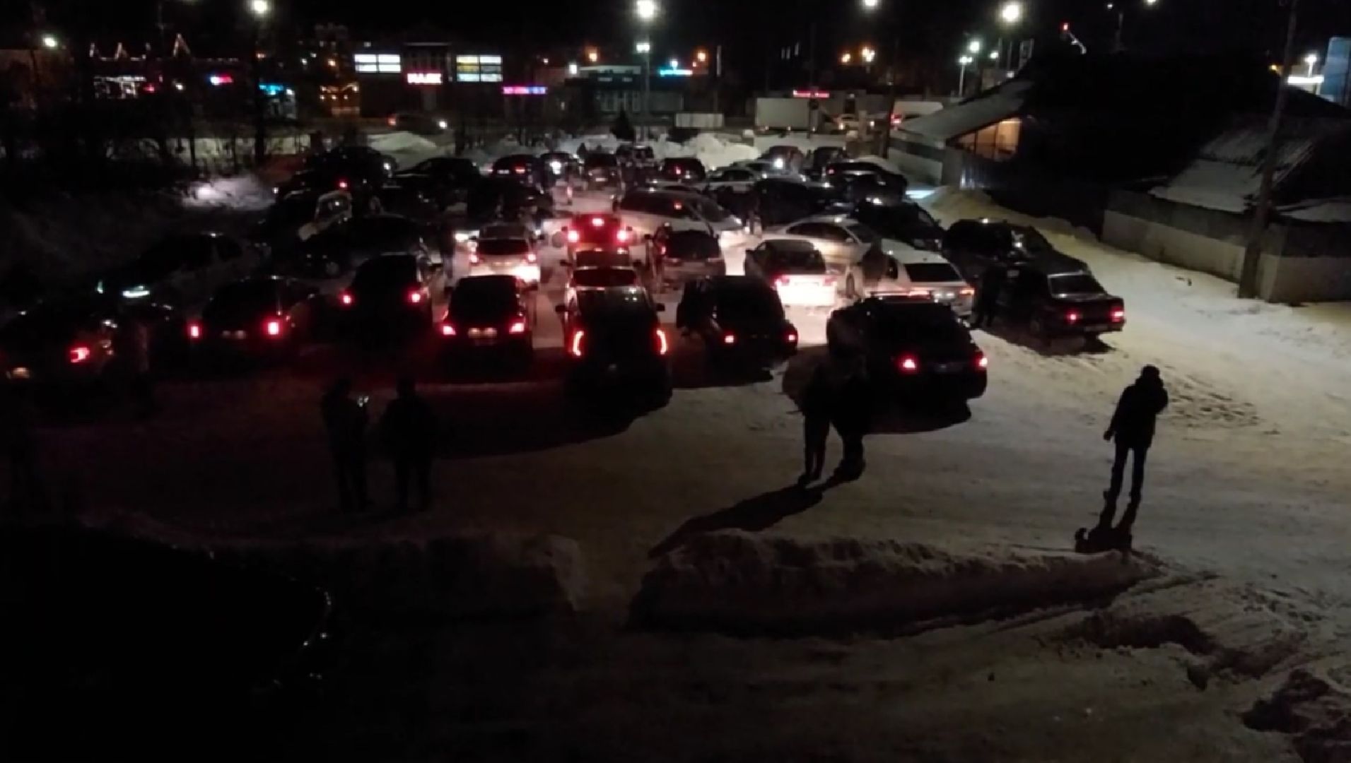 Клин, общество