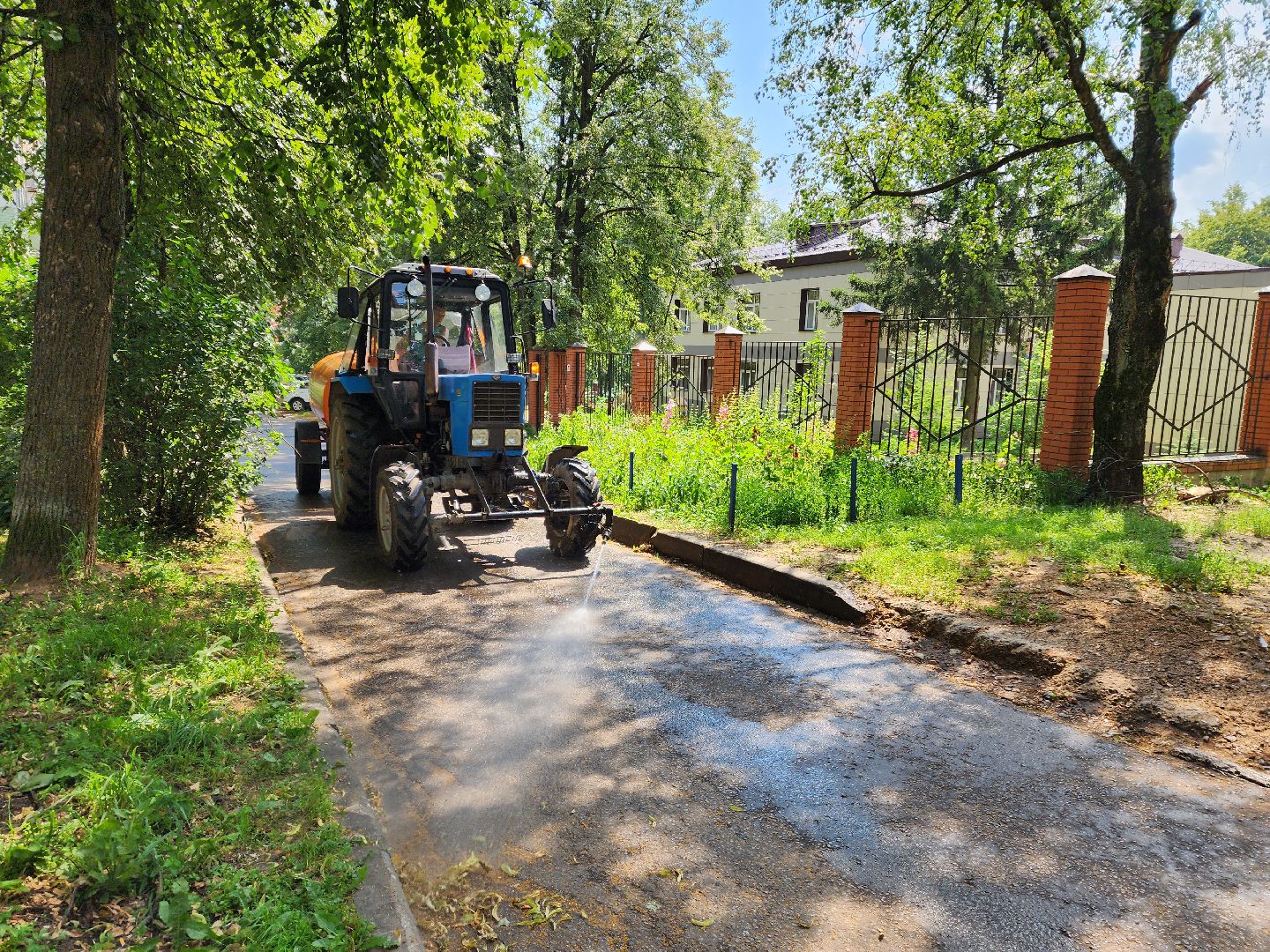 красноармейск, г.о. пушкинский, полив дорог, городское хозяйство,