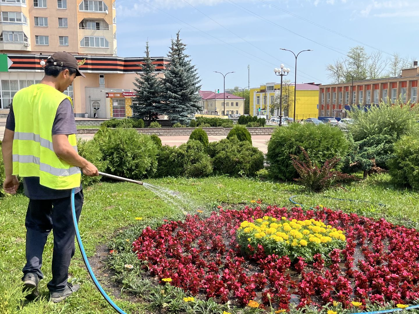 наро-фоминск, благоустройство и дорожное хозяйство, коммунальщики, аэрация воздуха, цветники, аномальная жара,