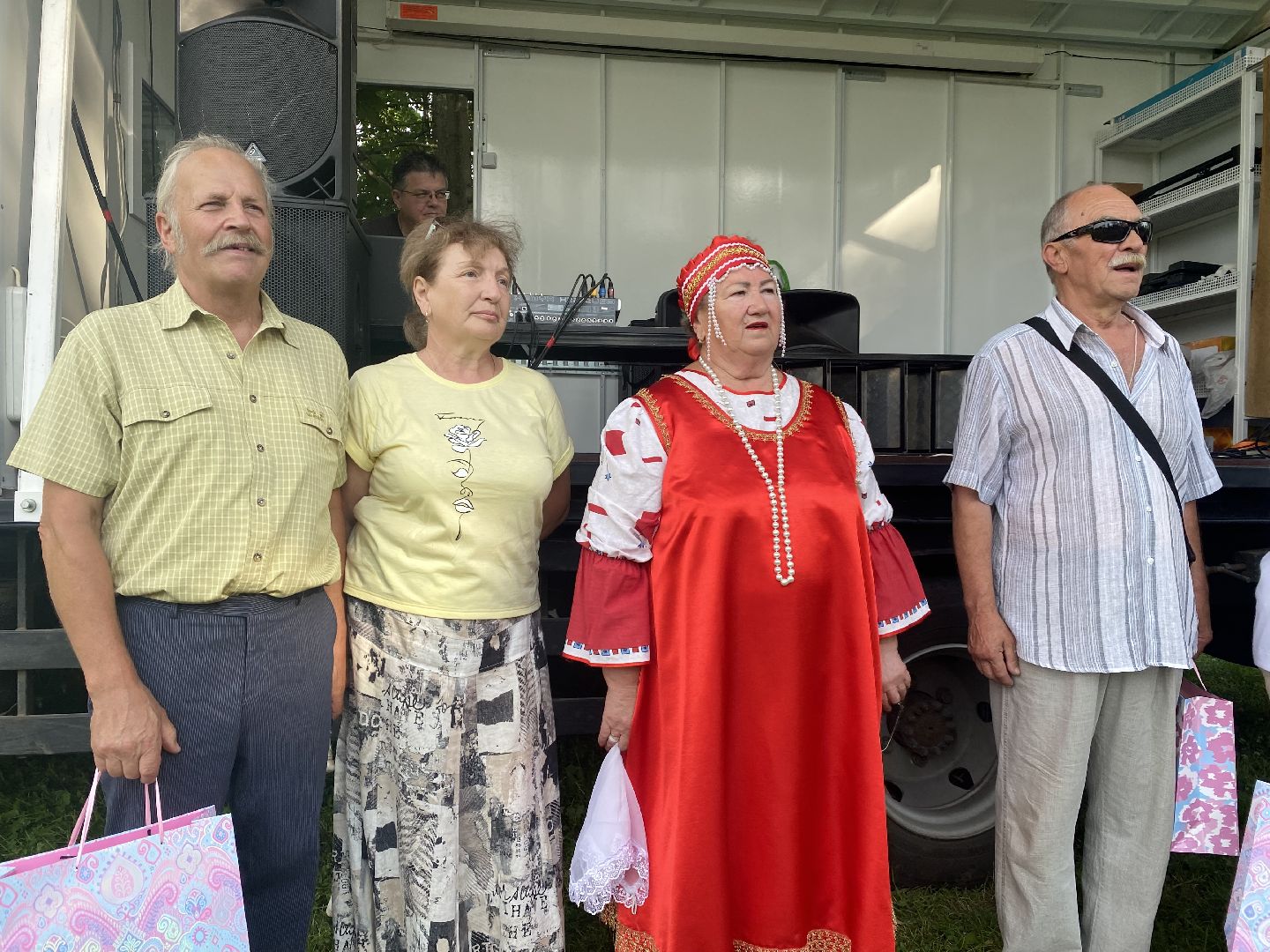 Подмосковье, День семьи, Год семьи, Домодедово, Востряково, семейный праздник, совет ветеранов,