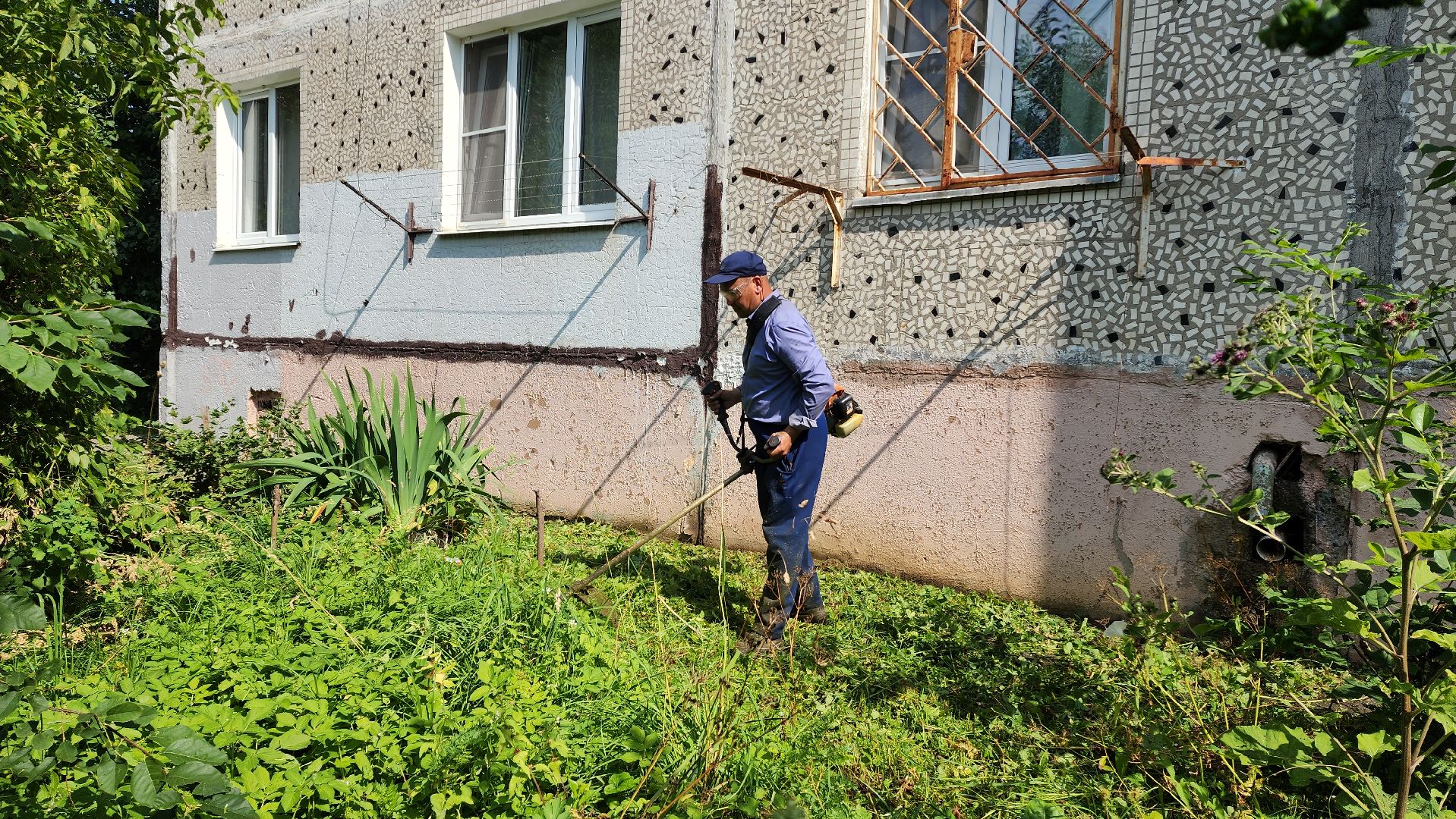 покос травы, благоуйстройство, Лобня,