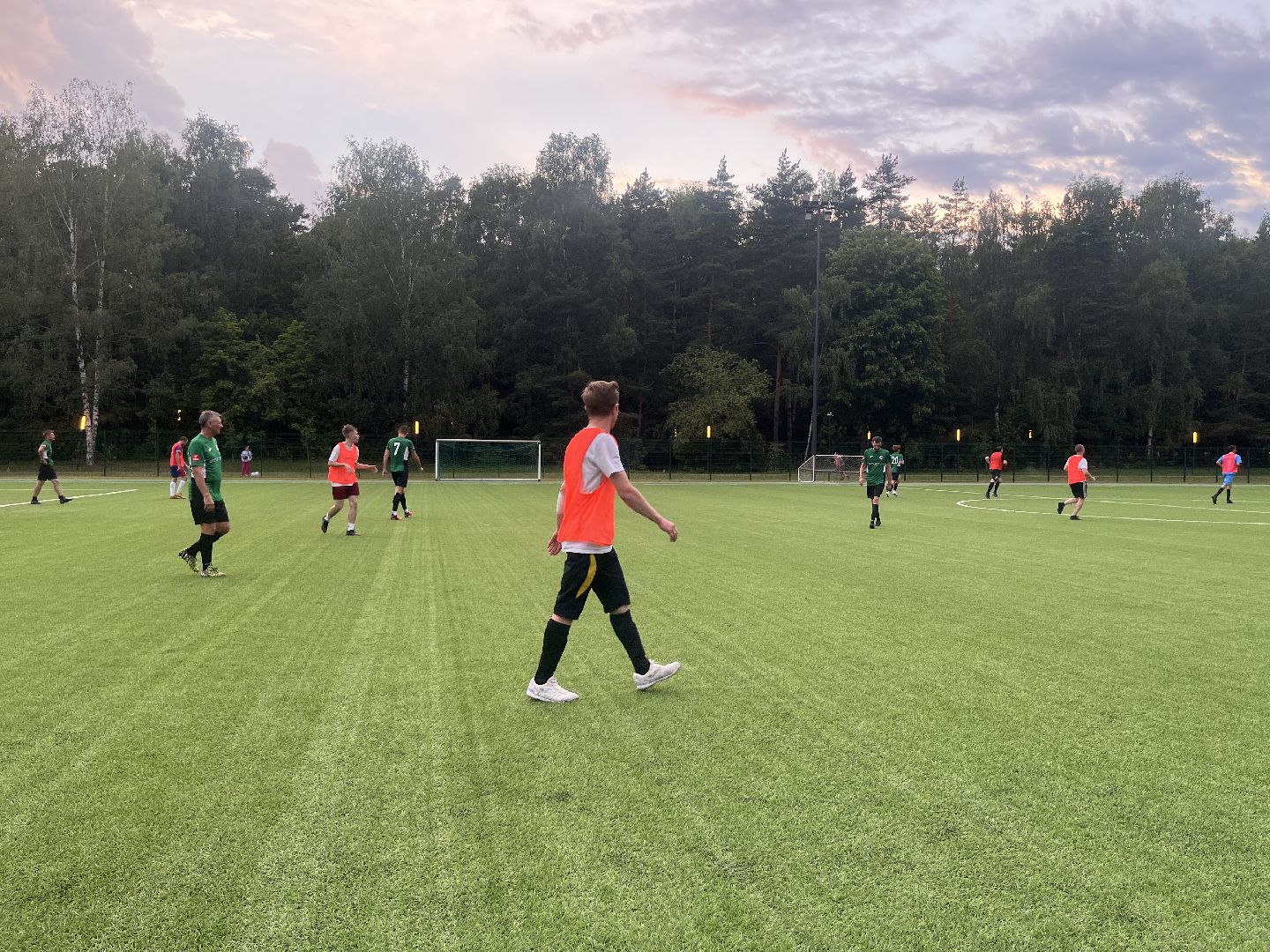 футбол, чемпионат, чемпионат по футболу,матч, игра,