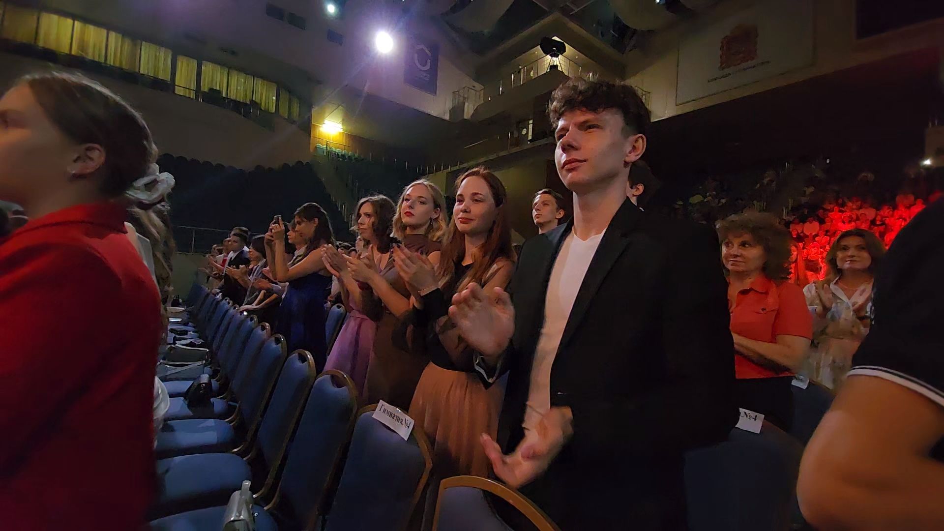 одинцово, бал медалистов, школьники,