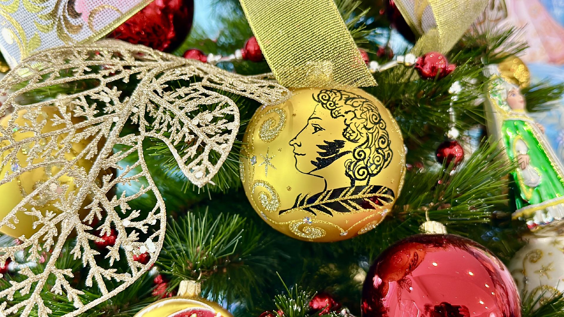 Клин, общество, культура, выставки, Пушкин, елочные игрушки,