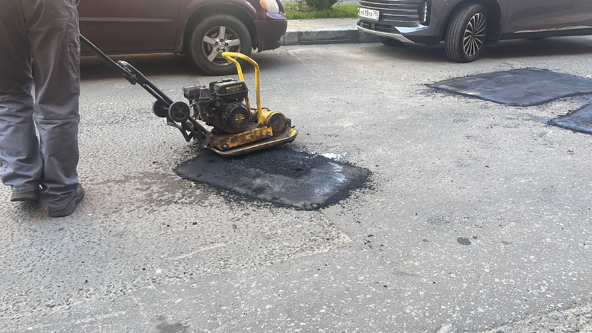 ремонт, дороги, ремонт дорог, ямы, ямы на дорогах, ямочный ремонт,