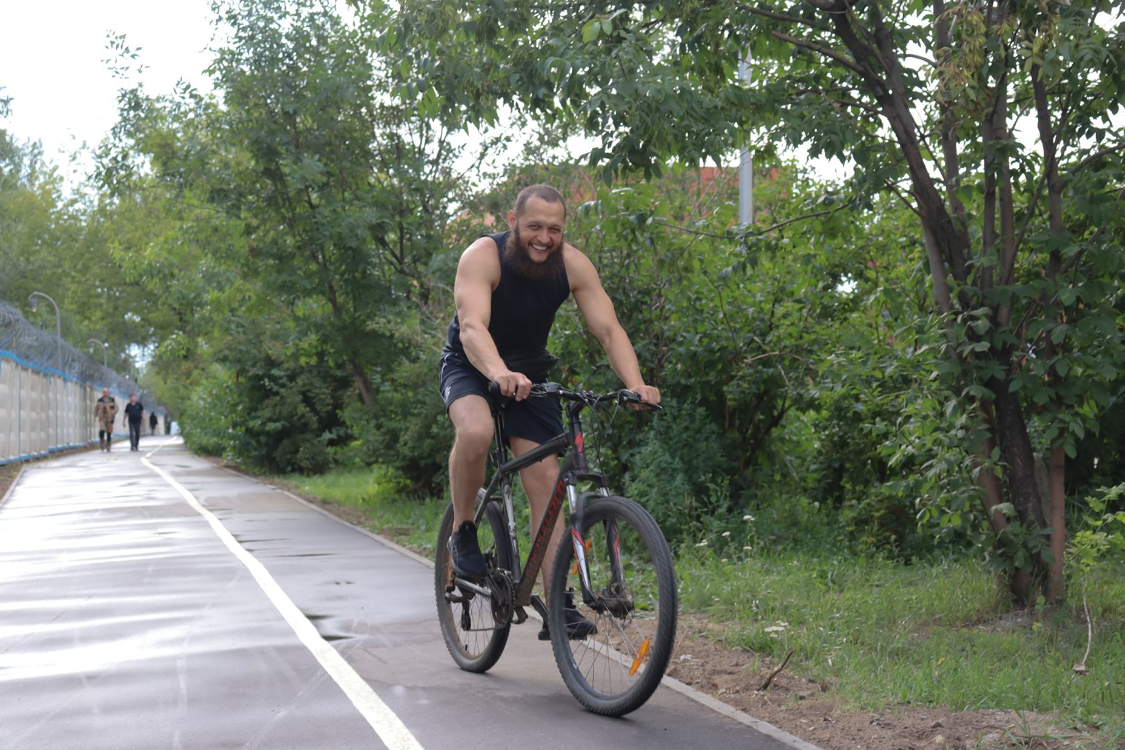 Евгений Лазурин, андроник пак, велодорожка, улица Энергетиков, дзержинский, воробьёв, обращение к президенту,