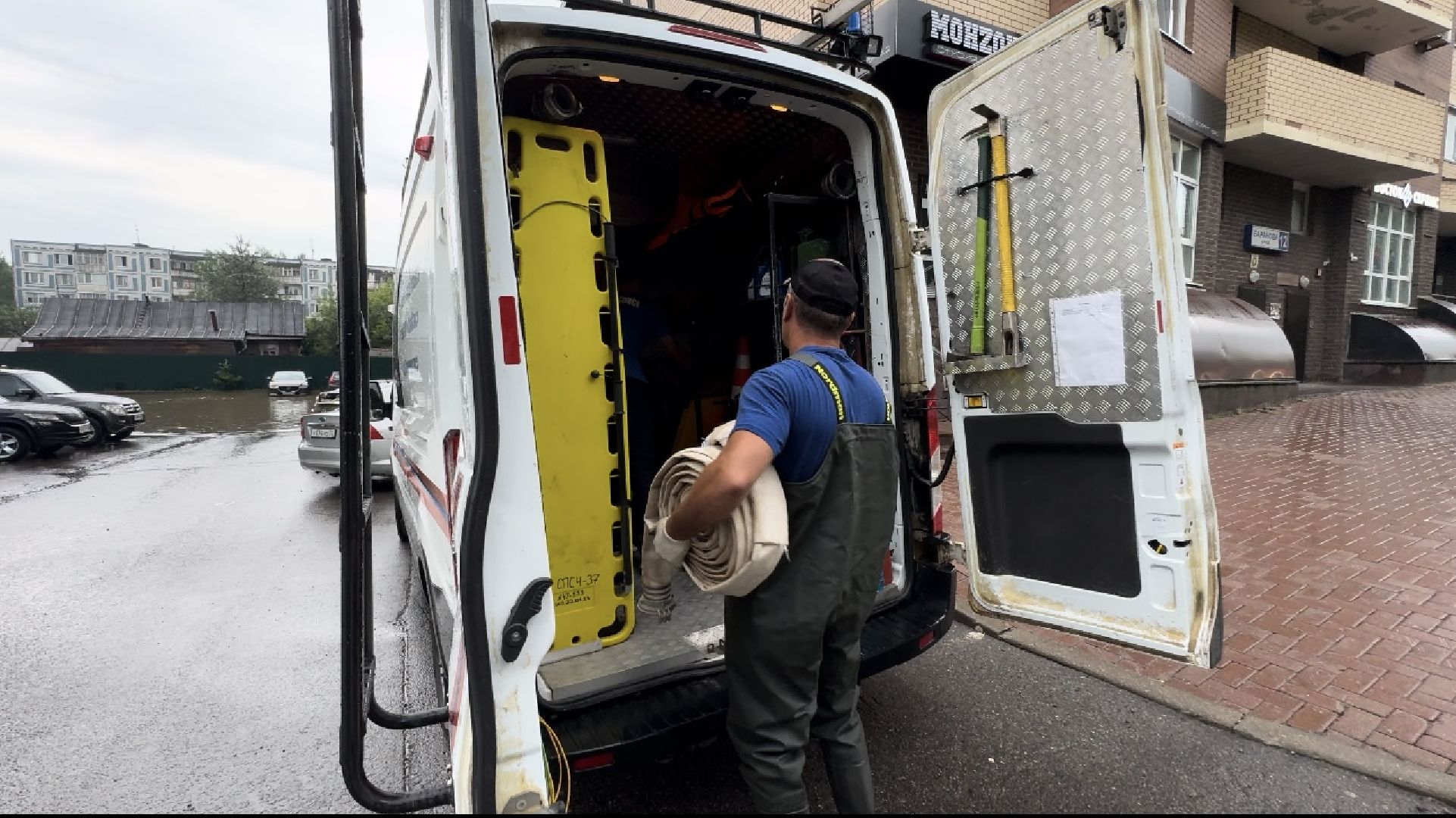 Солнечногорск, Ливень, Потоп, Лужа, Жители, Спасатели,