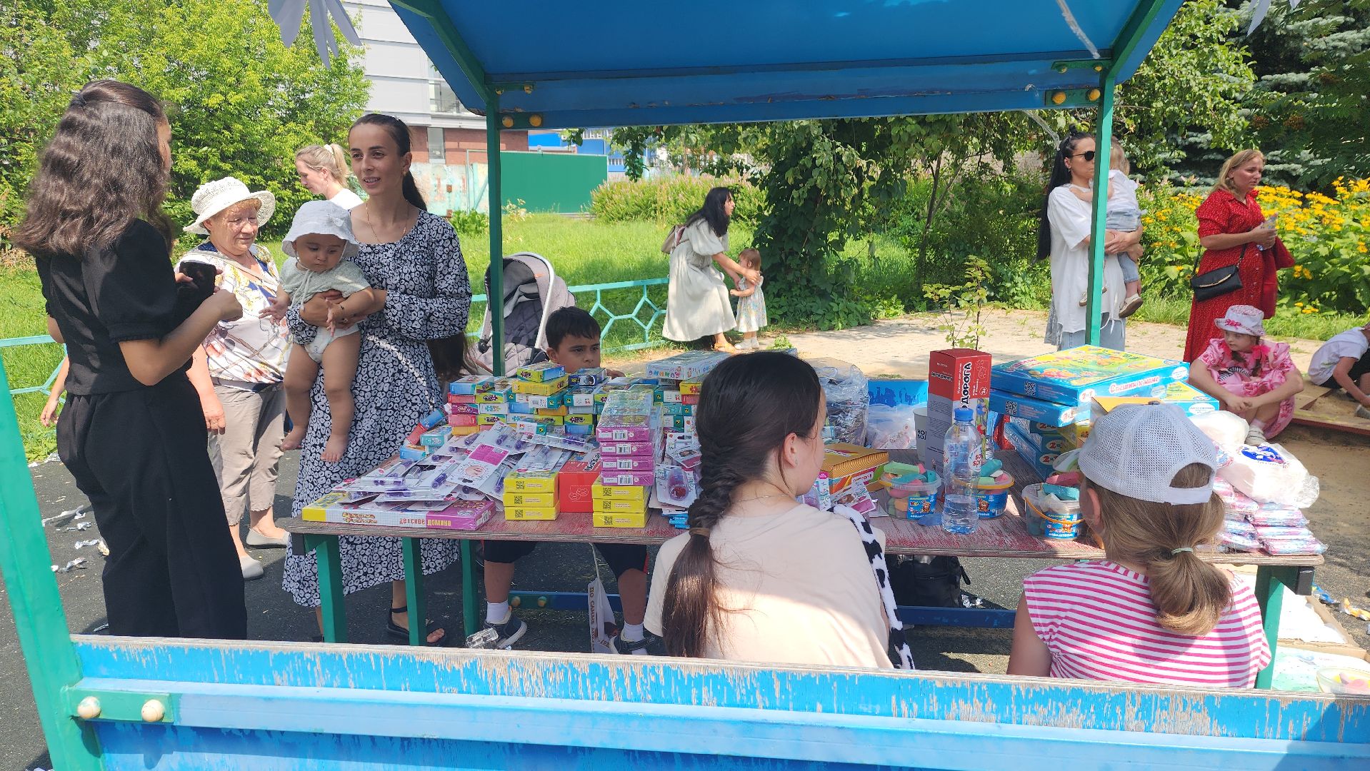 ивантеевка, центр социального обслуживания, день семьи, детский праздник, благотворительая акция,