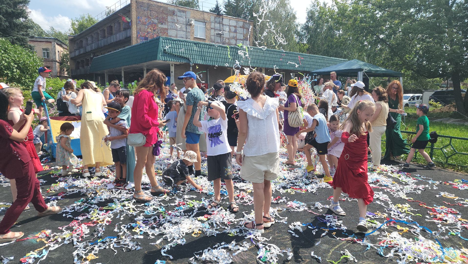 ивантеевка, центр социального обслуживания, день семьи, детский праздник, благотворительая акция,