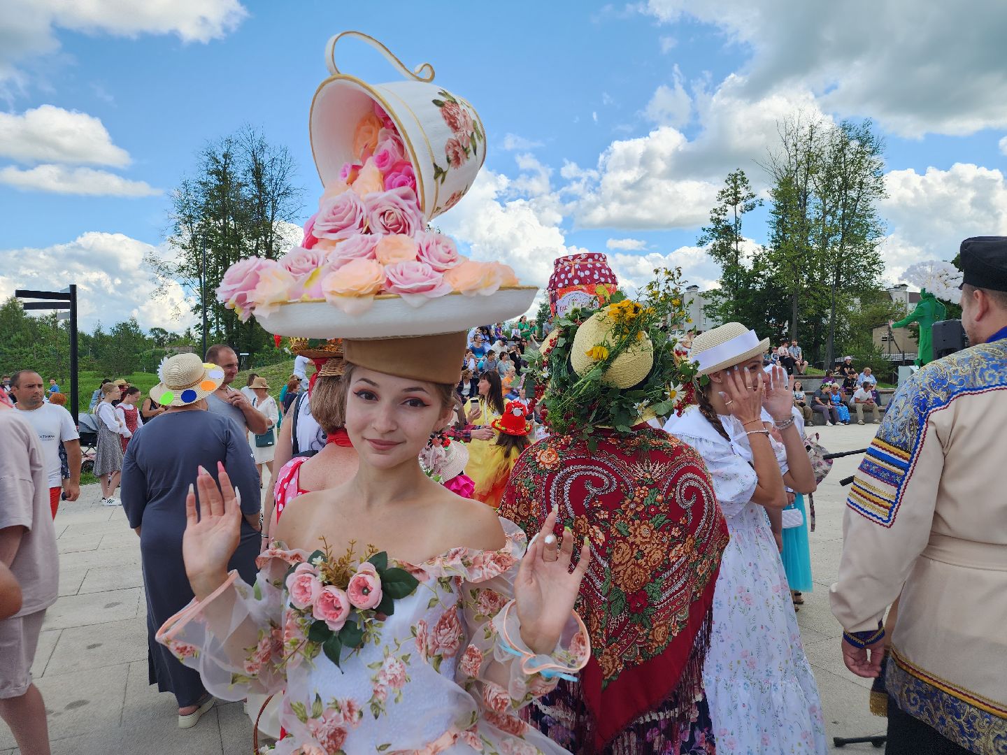 Конкурс шляп, вар-варенье, гастрономический фестиваль, ликино-дулево, орехово-зуевский округ,