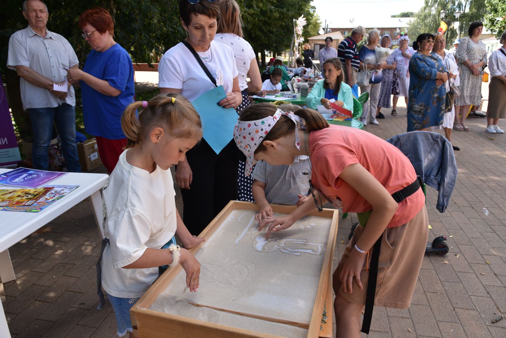 лотошино, лотошинская библиотека, лотошинский парк, лотошинский музей, дети, праздник,