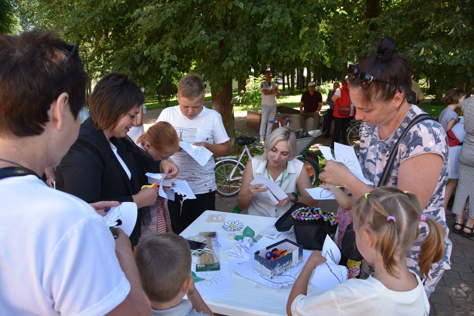 лотошино, лотошинская библиотека, лотошинский парк, лотошинский музей, дети, праздник,