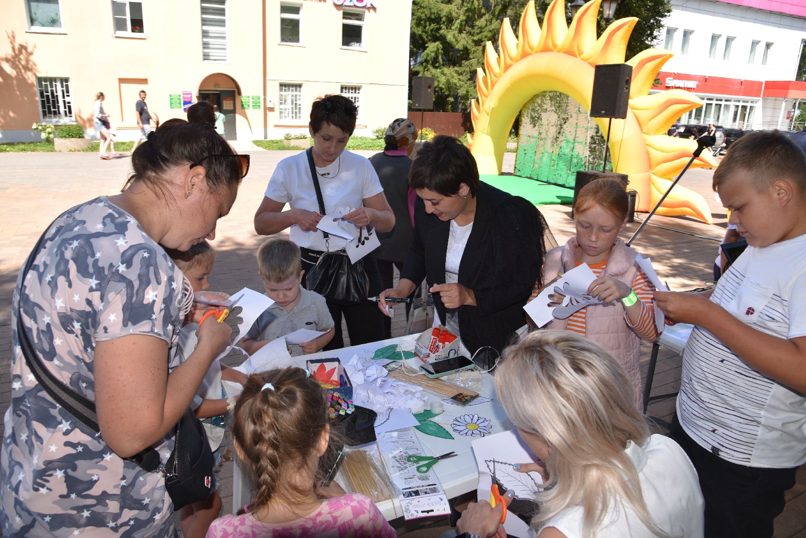 лотошино, лотошинская библиотека, лотошинский парк, лотошинский музей, дети, праздник,