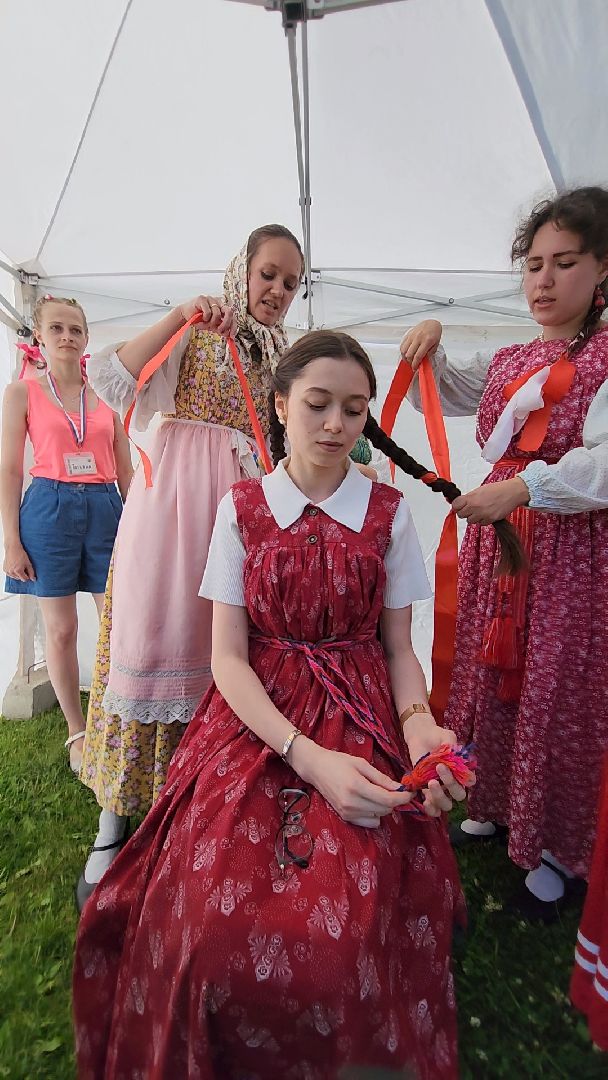 Одинцово, русский двор, русская община, традиционные праздники, день семьи любви и верности, гусли, русская культура,