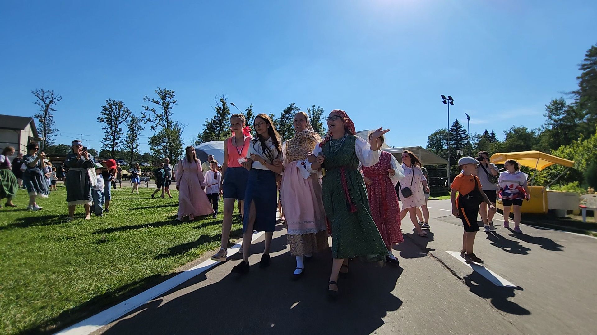 Одинцово, русский двор, русская община, традиционные праздники, день семьи любви и верности, гусли, русская культура,