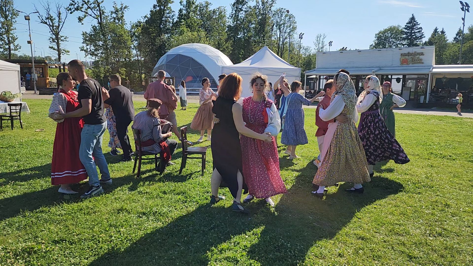 Одинцово, русский двор, русская община, традиционные праздники, день семьи любви и верности, гусли, русская культура,