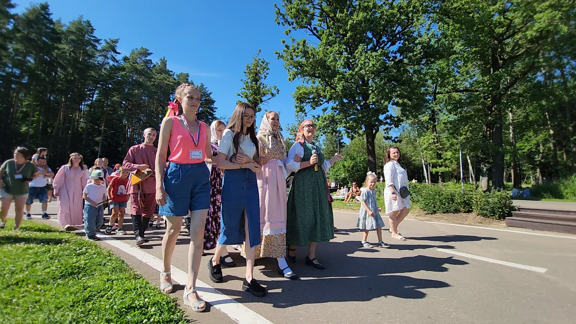 Одинцово, русский двор, русская община, традиционные праздники, день семьи любви и верности, гусли, русская культура,