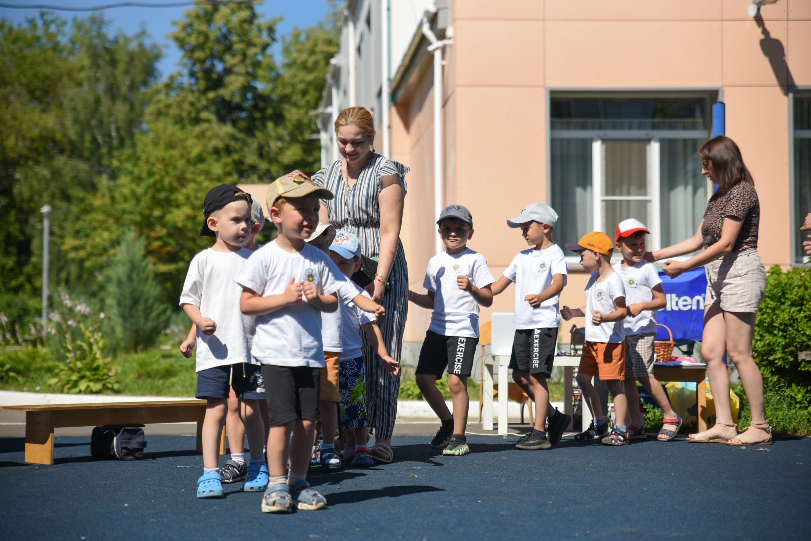 Бронницы, Детский сад Конфетти-Совхоз, Праздник семьи, день любви семьи и верности, Спортивный праздник,