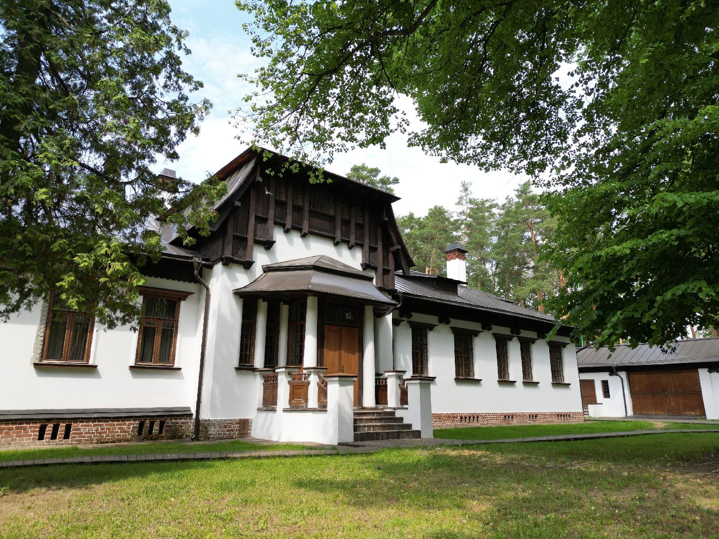 музей, видео с коптера, дом,