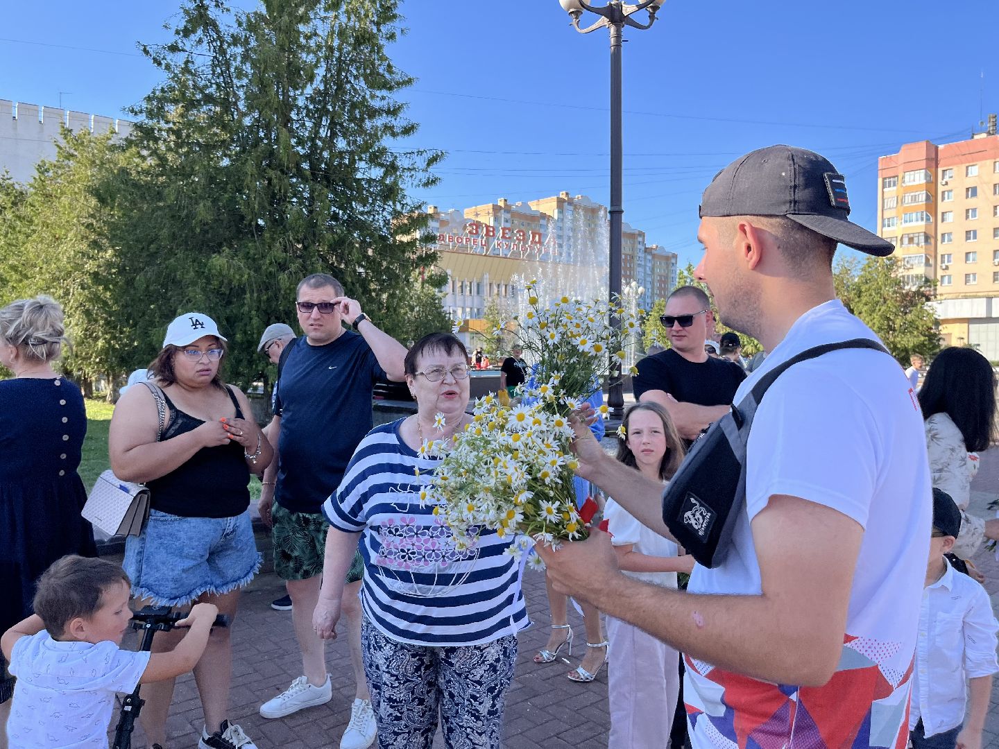 ромашки, ромашковое настроение, наро-фоминск, день семьи любви и верности, волонтеры подмосковья, движение первых подмосковья,