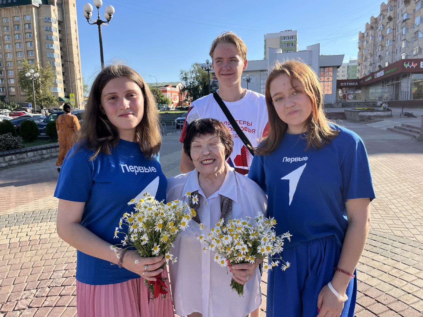 ромашки, ромашковое настроение, наро-фоминск, день семьи любви и верности, волонтеры подмосковья, движение первых подмосковья,