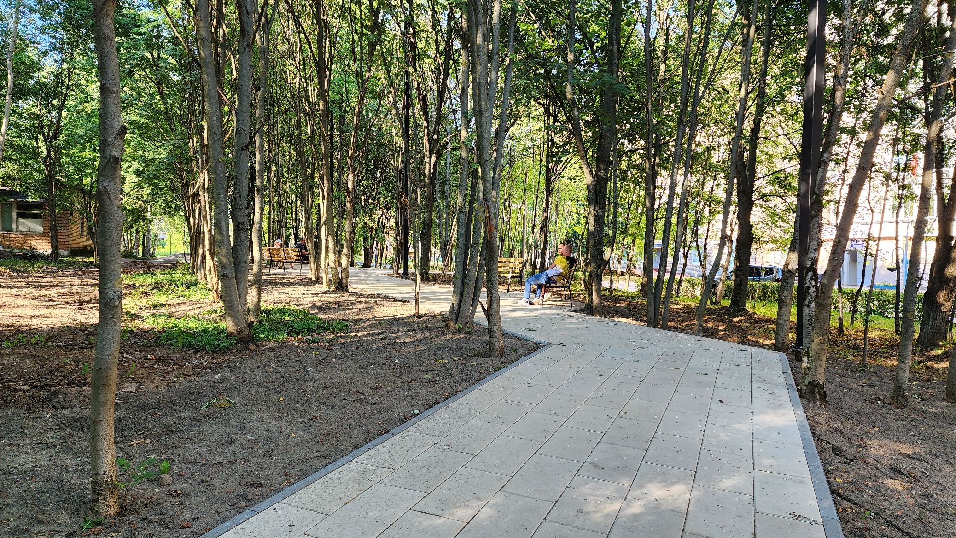 лавочки, больница, Новый сквер, Лобня,