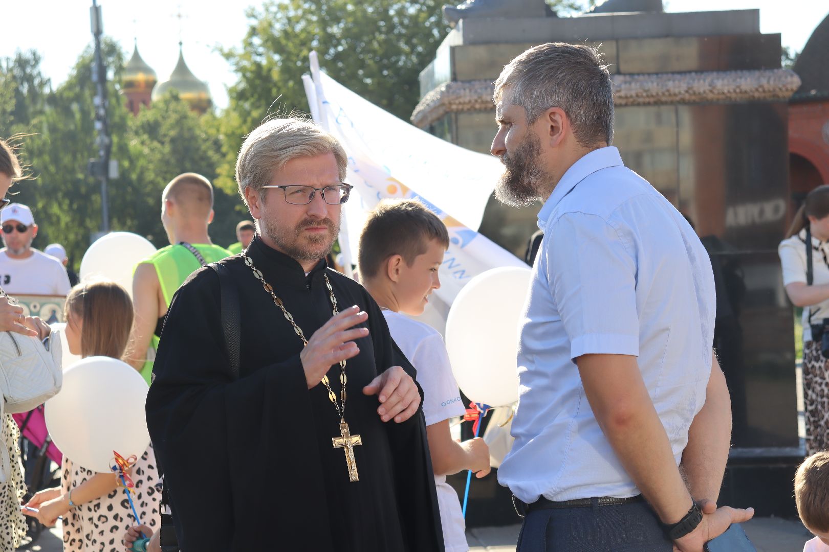 Дзержинский, день семьи, парад семей, много детства,