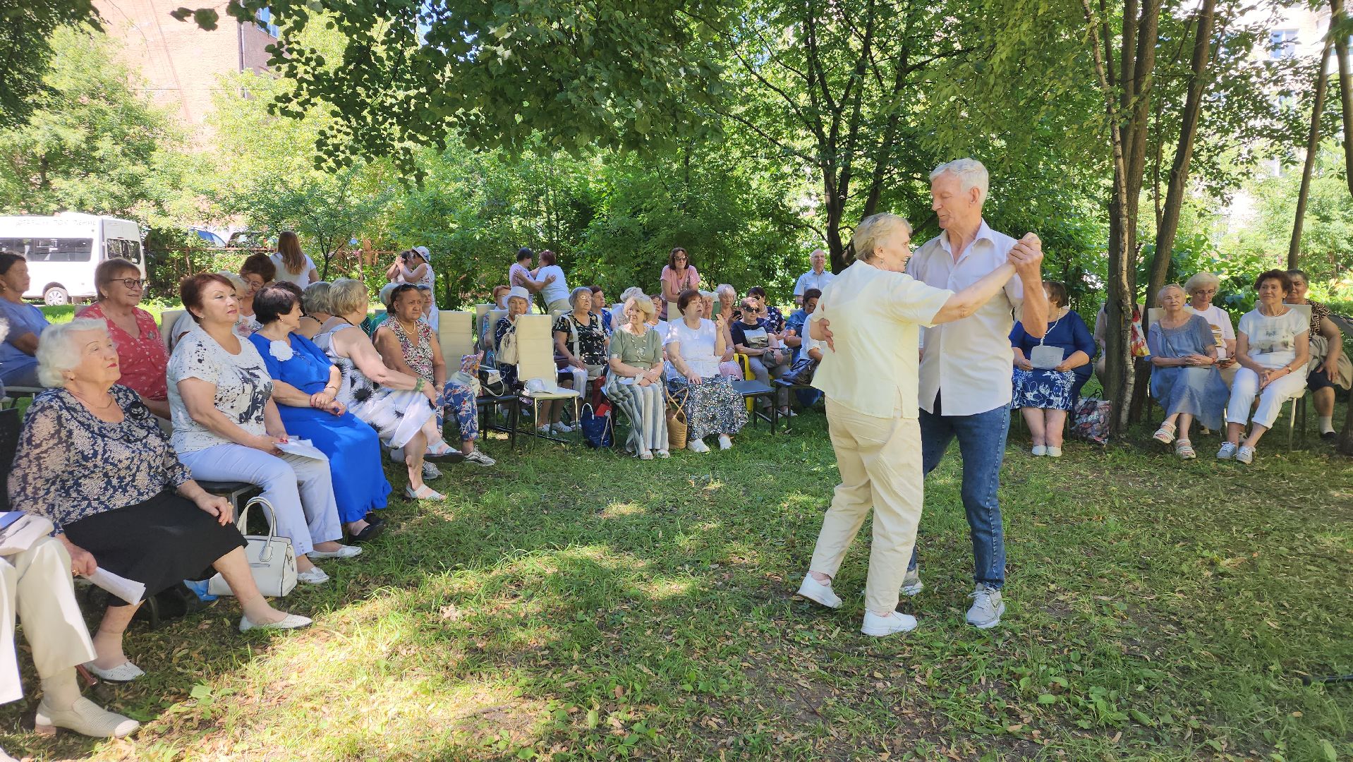 пушкино, день семьи любви и верности, концерт, центр социального обслуживания, песни,
