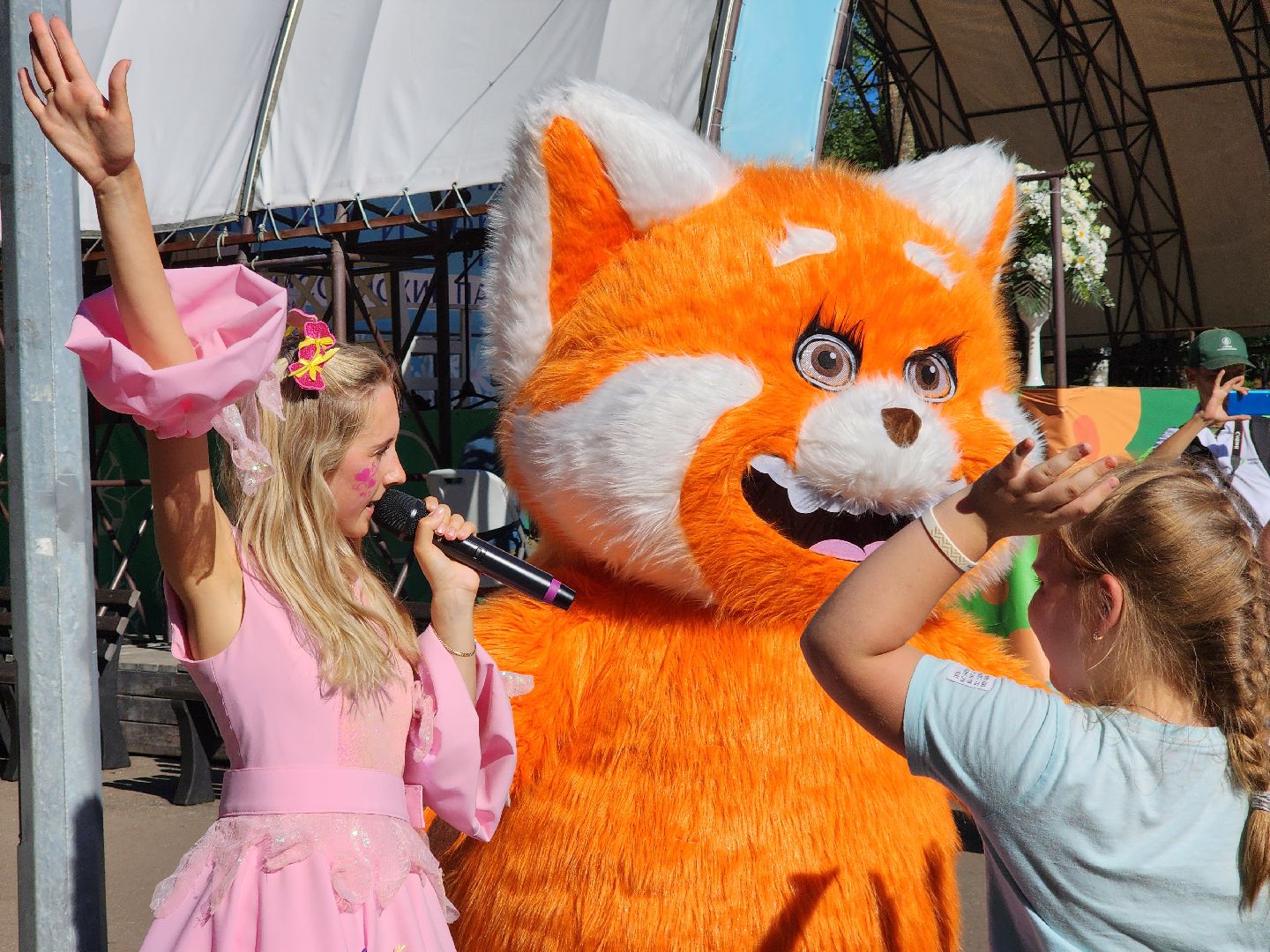 ногинск, центральный парк, день семьи любви и верности, общество, жители, дети, дети бойцов сво, год семьи,