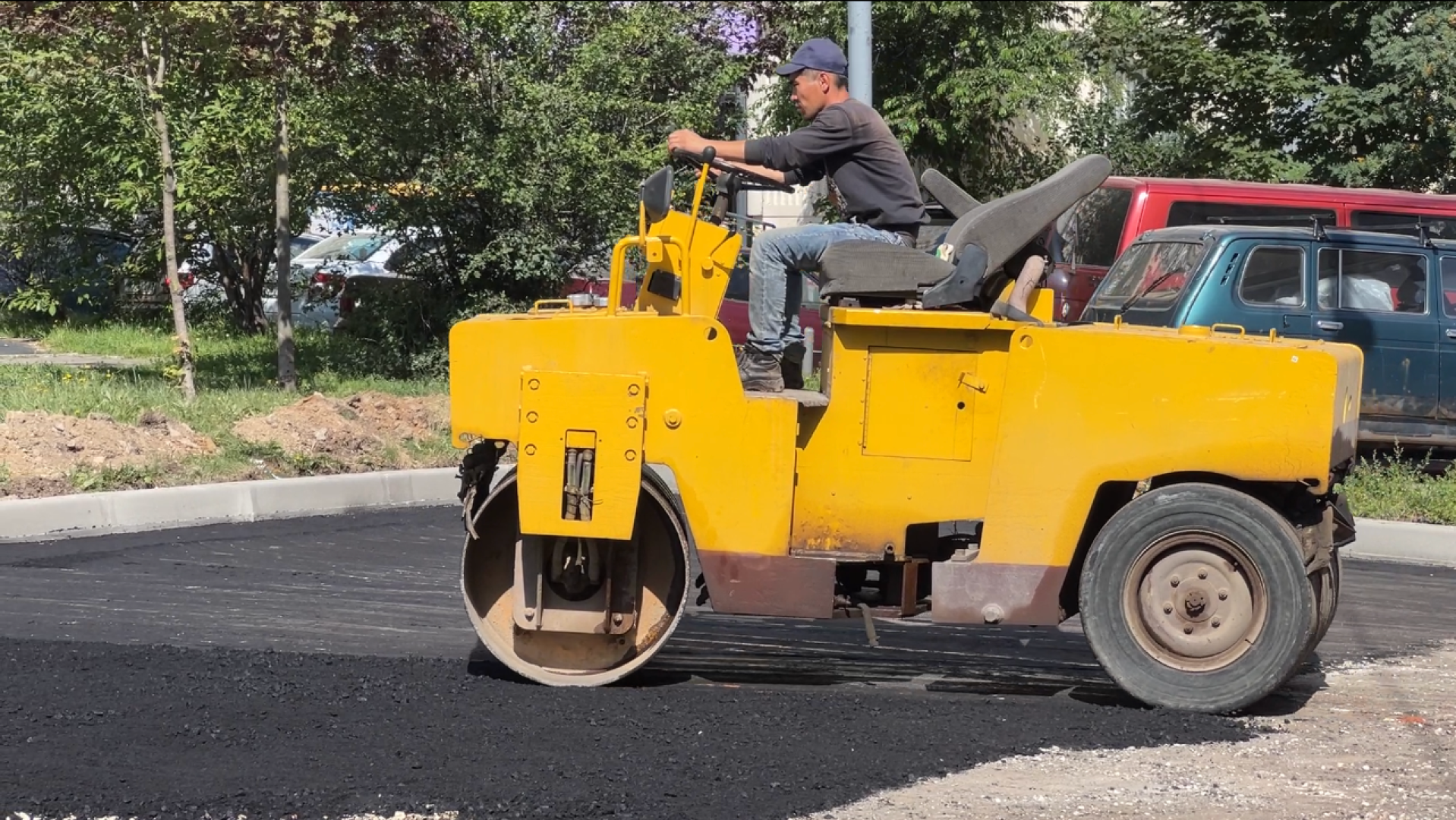 химки, благоустройство, замена асфальта во дворе, благоустройство дворовой территории,