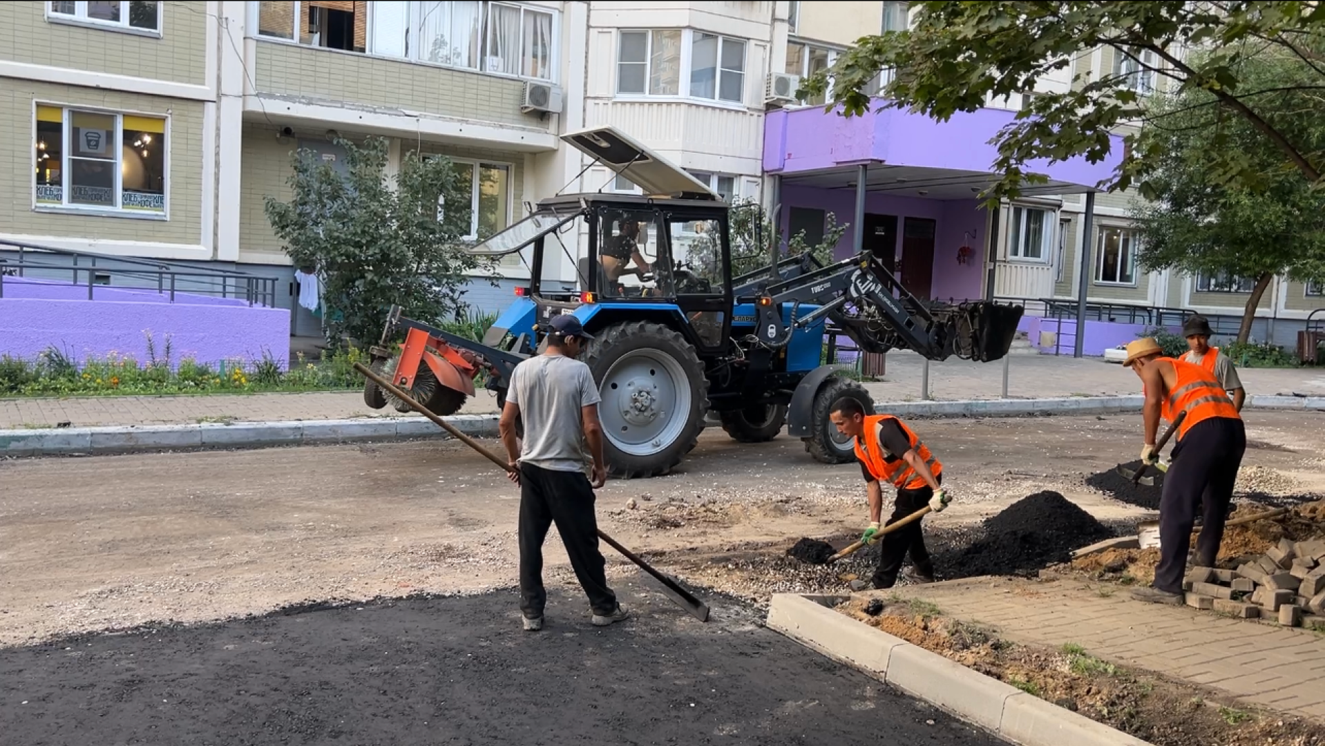 химки, благоустройство, замена асфальта во дворе, благоустройство дворовой территории,