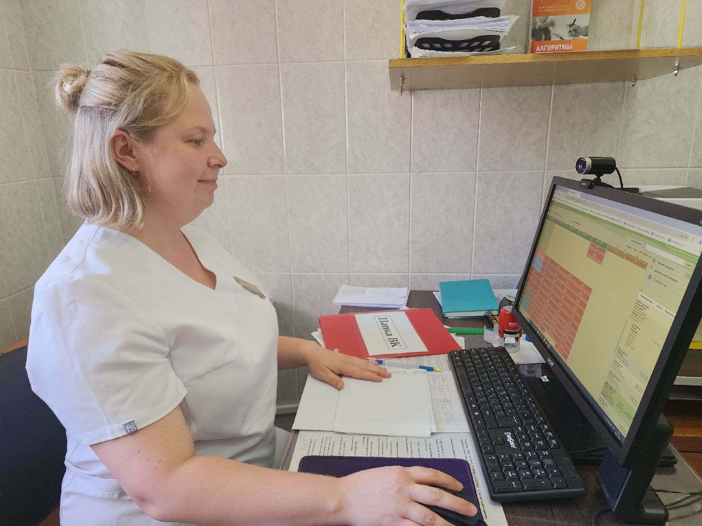 новый врач, гинеколог,