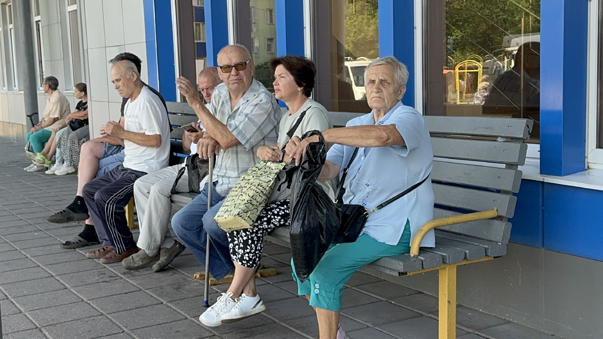 Солнечногорск, Зной, раздача воды, мострансавто, пассажиры,