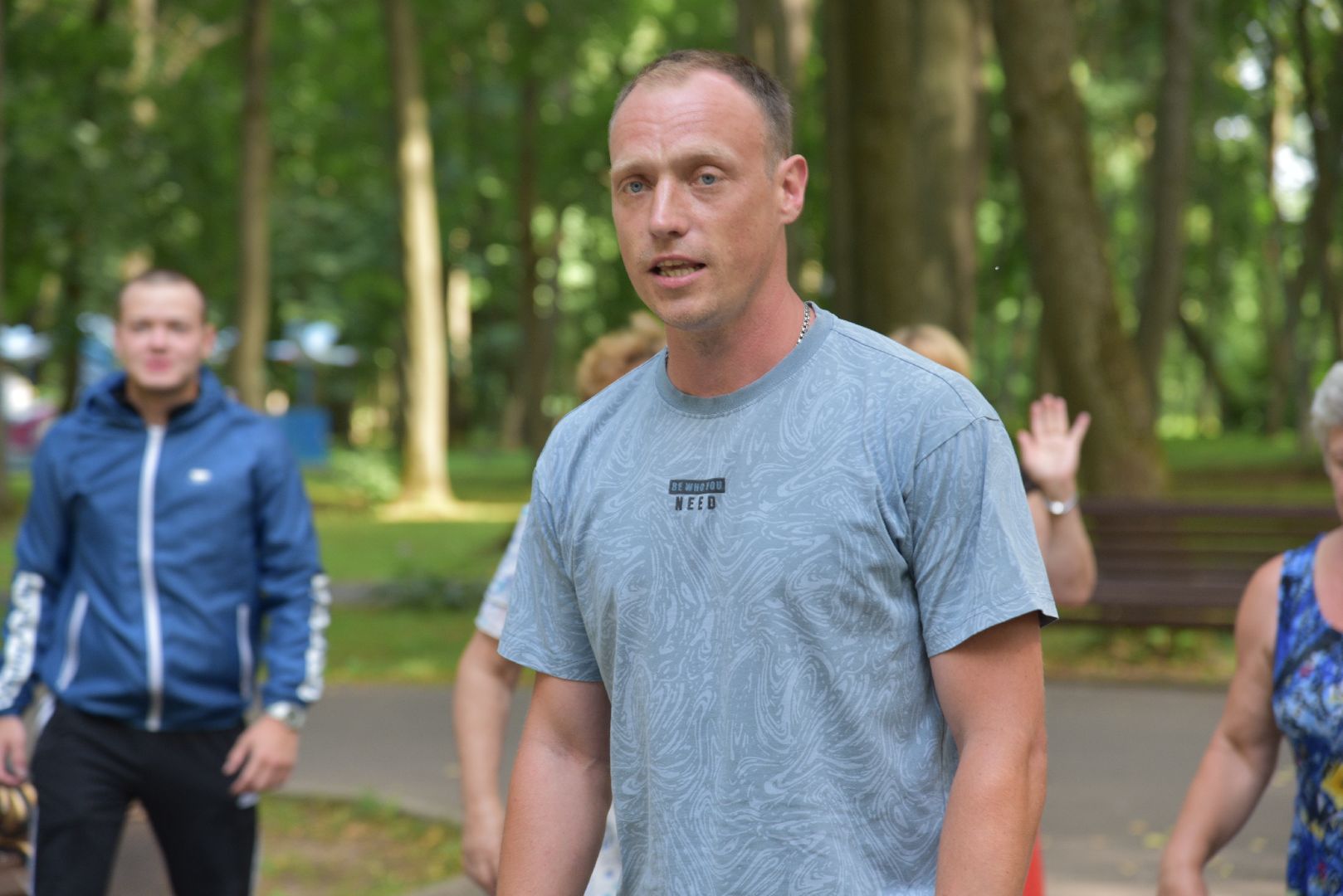 лотошино, лотошинский парк, танцы в парке, парки подмосковья, активное долголетие,