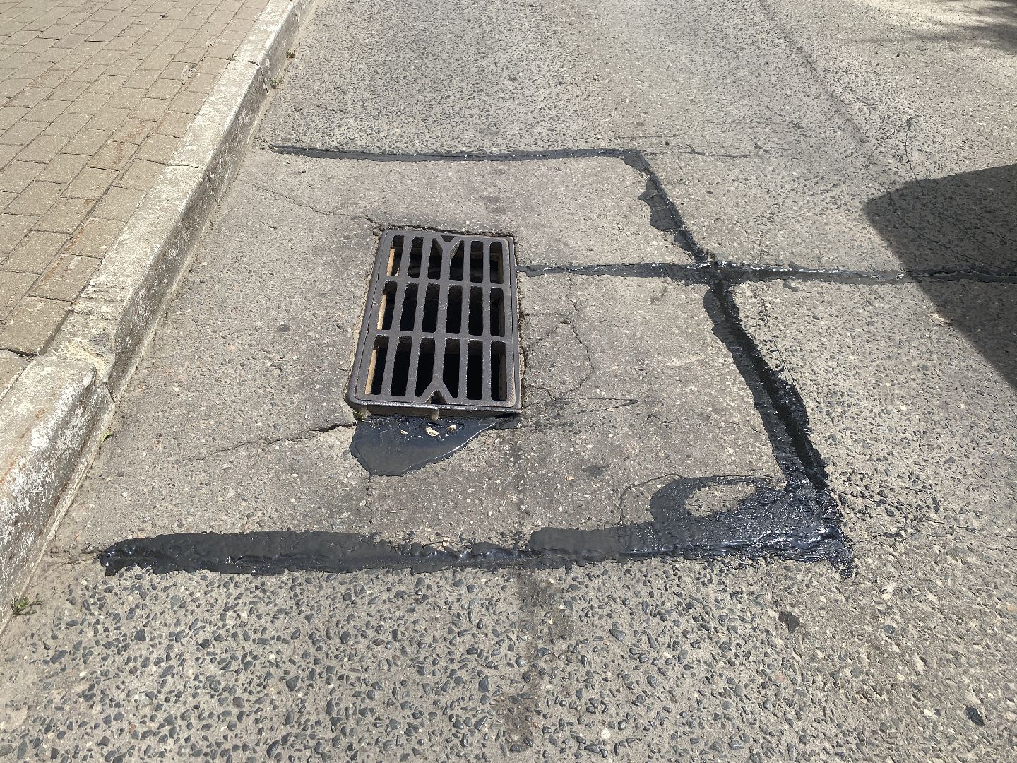 обход территории власиха, микрорайон школьный власиха, микрорайон Тополек Власиха, первый замглавы Власихи, ремонт дорог Власиха,