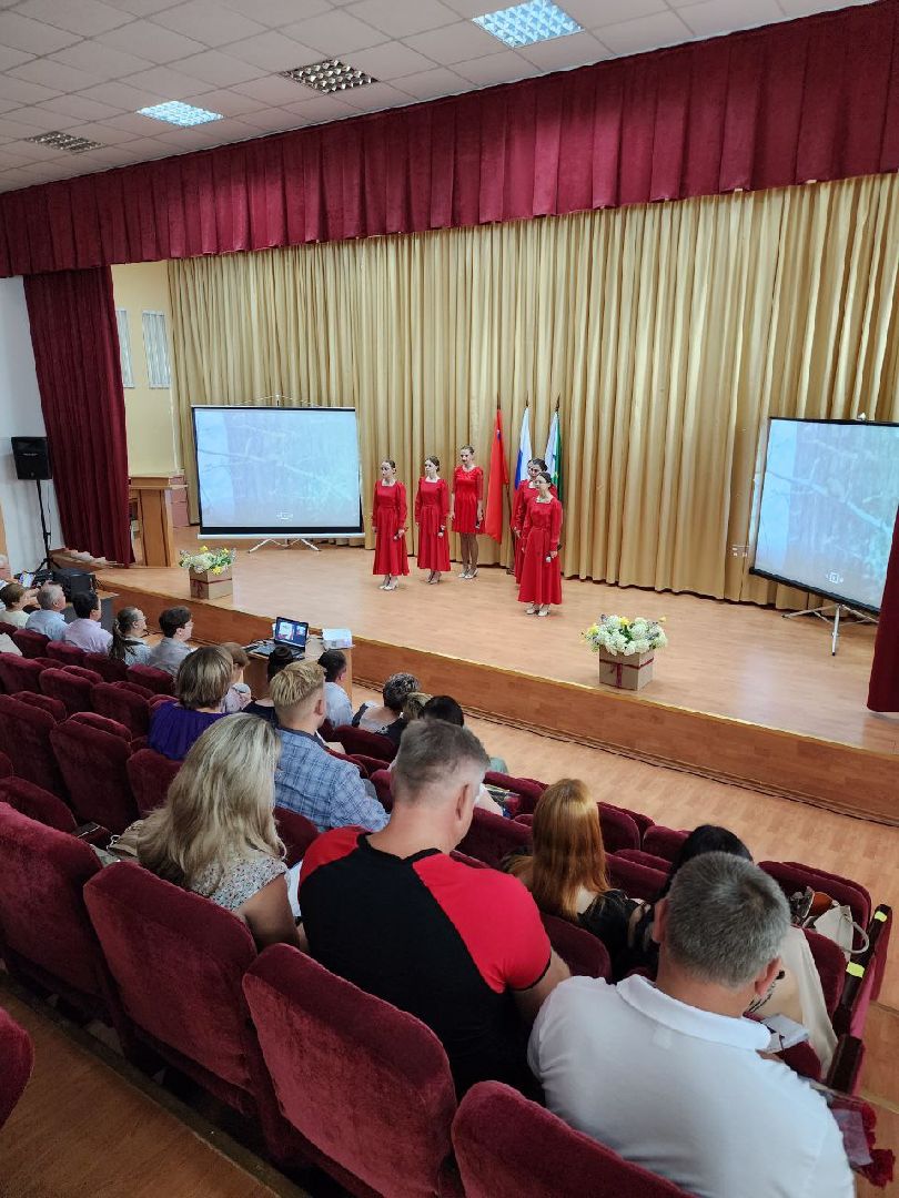 Медалисты 2024, образование МО, Серебряные Пруды, Школа Чуйкова,