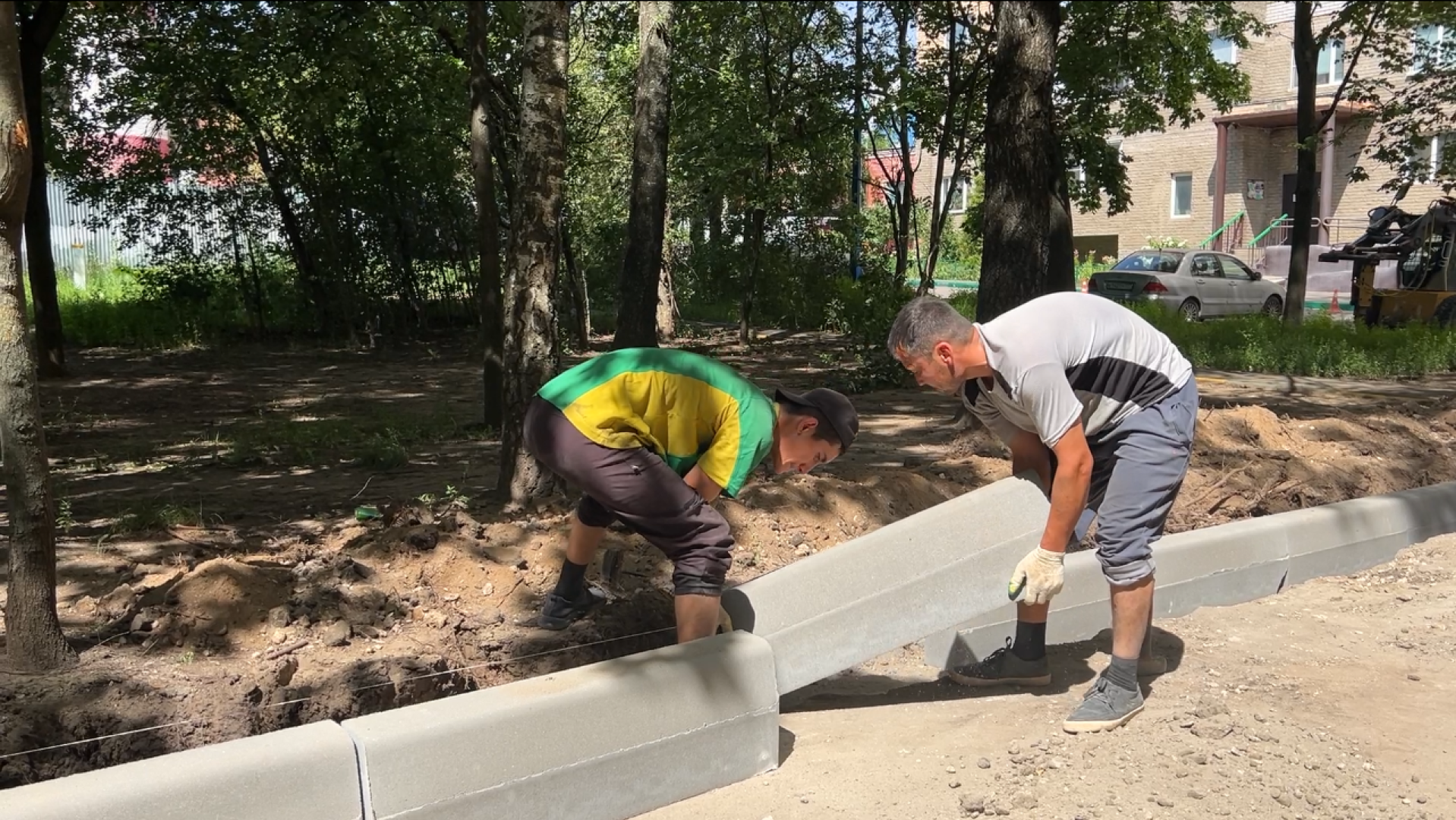 химки, благоустройство, благоустройство двора, замена асфальта, ремонт дорожного покрытия,