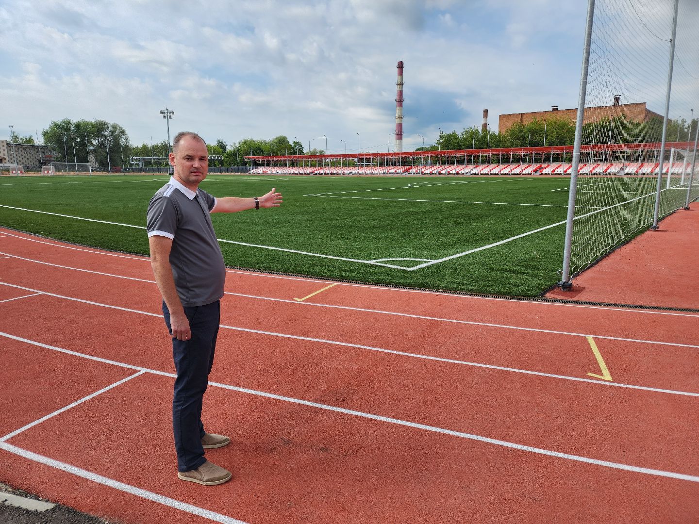 Чехов, стадион Гидросталь, реконструкция, капитальный ремонт, госпрограмма Спорт Подмосковья, проверка, мониторинг, глава округа, Михаил Собакин,