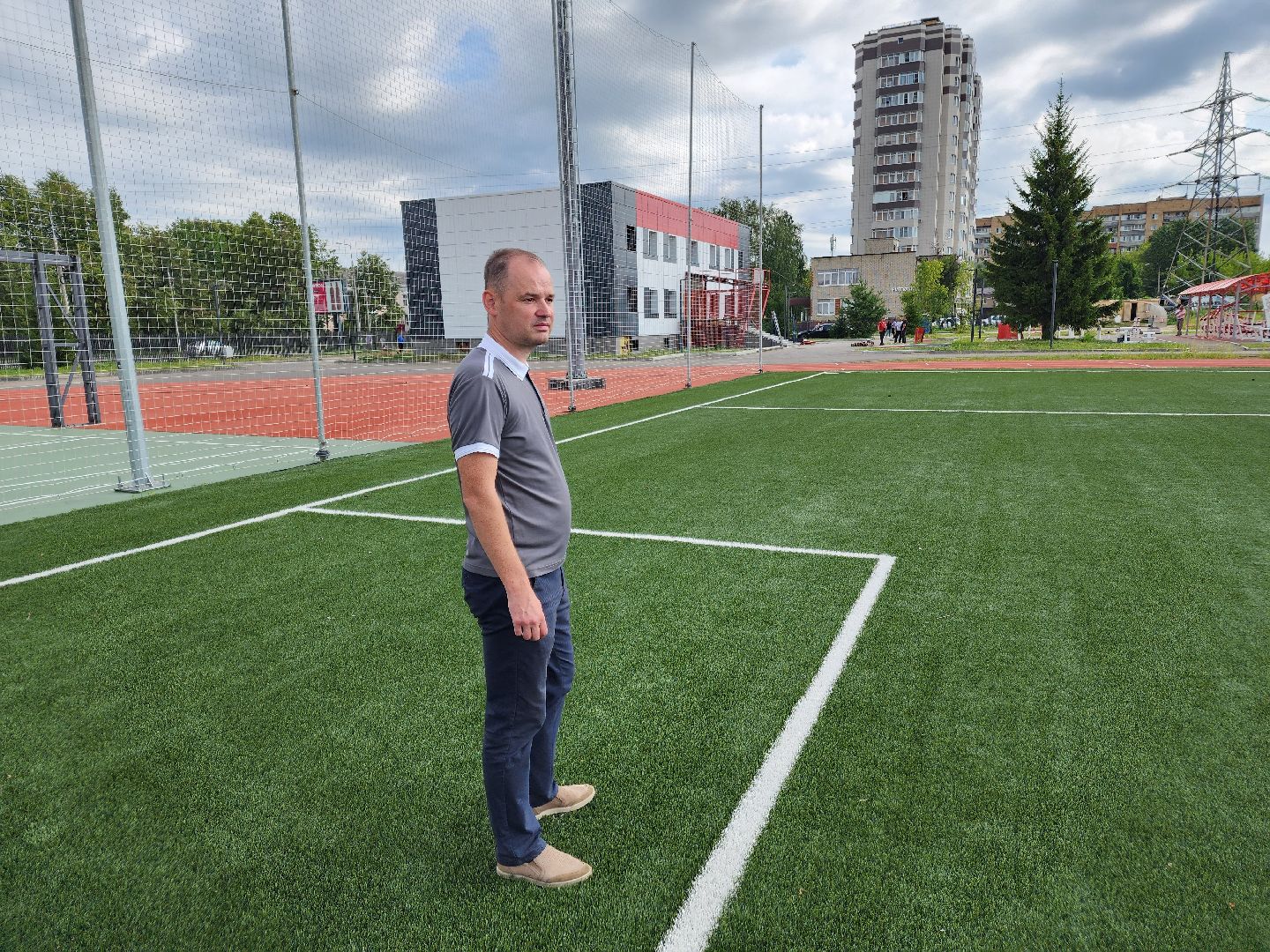 Чехов, стадион Гидросталь, реконструкция, капитальный ремонт, госпрограмма Спорт Подмосковья, проверка, мониторинг, глава округа, Михаил Собакин,