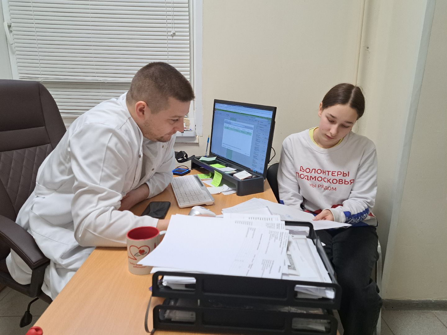 Волонтеры, медицина, цифровизация, поликлиника