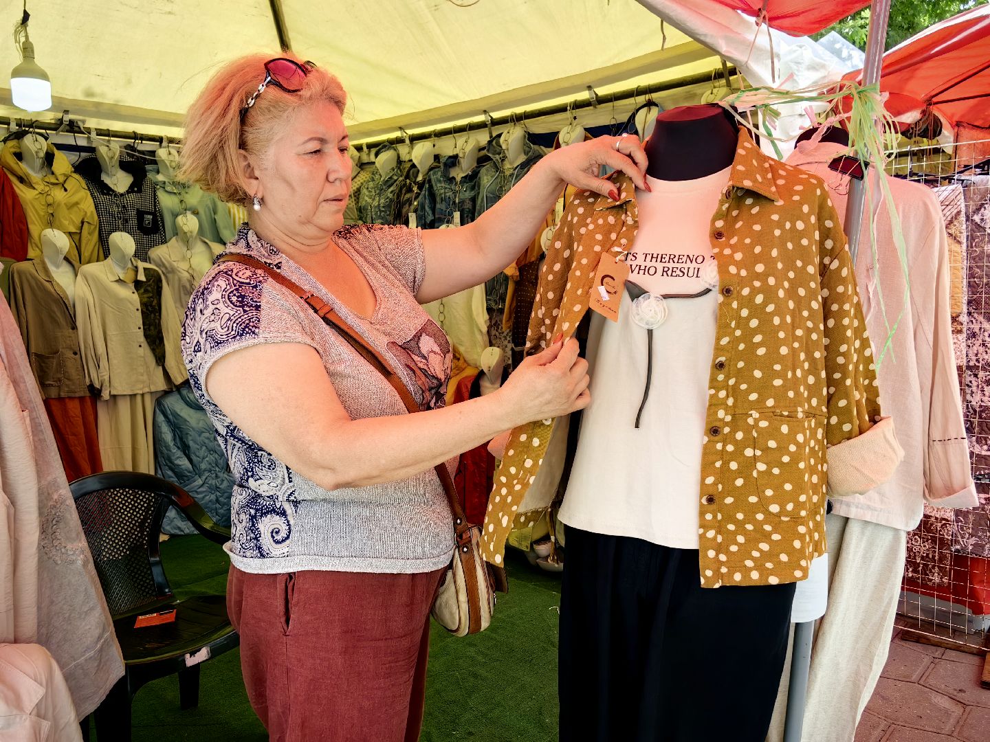 ярмарка, народные промыслы, товары, текстиль, посуда, мёд, сыр, щёлково,