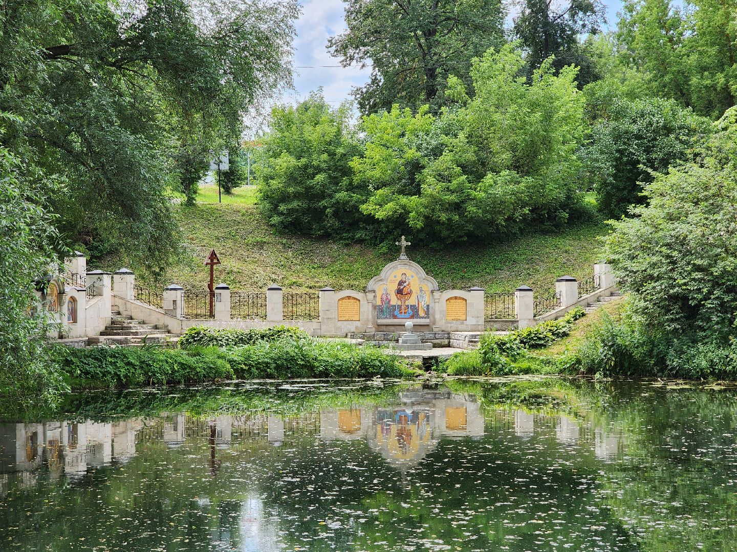 Чехов, городской парк, Анно-Зачатьевский храм, святой источник, родник,