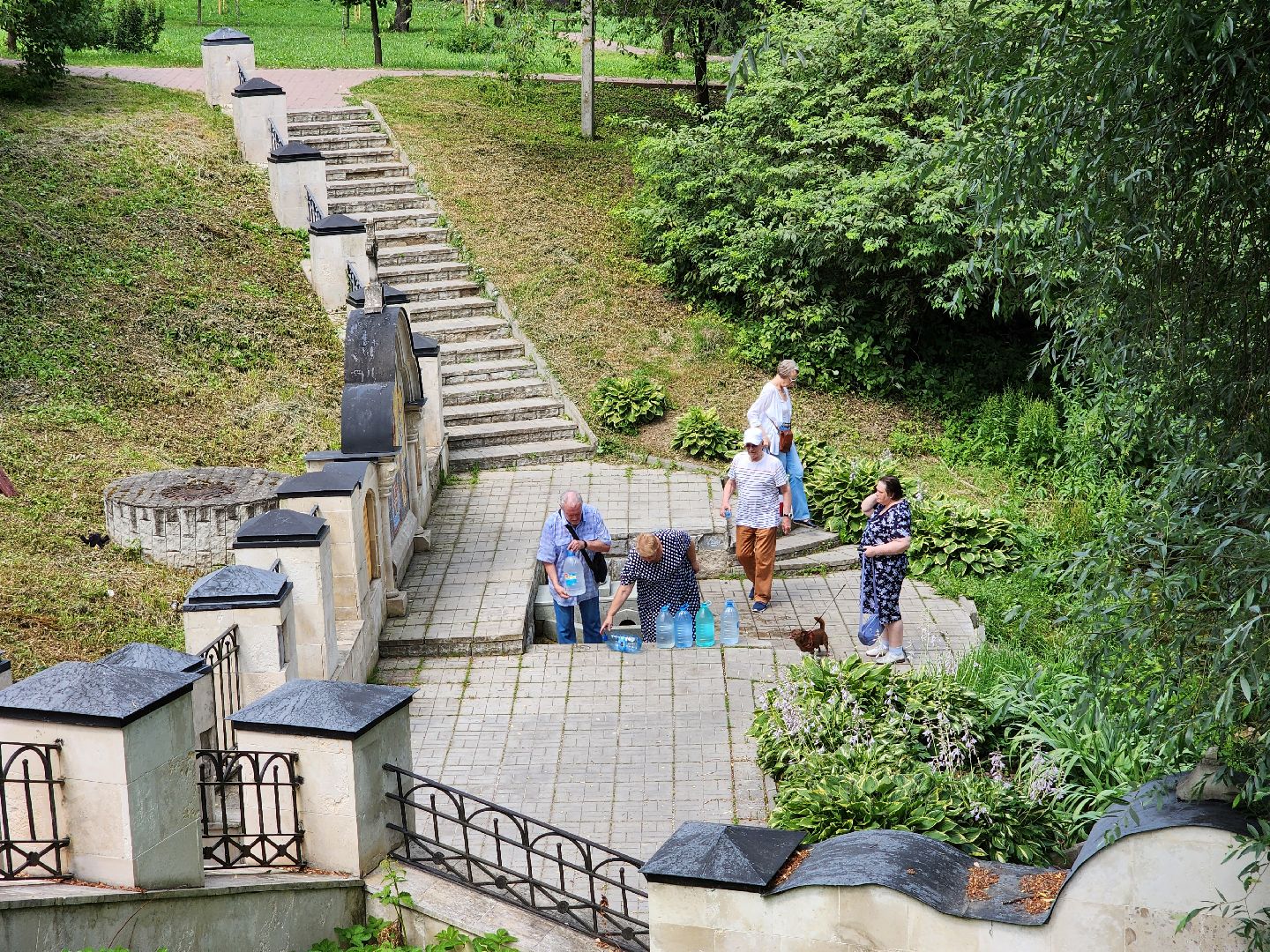 Чехов, городской парк, Анно-Зачатьевский храм, святой источник, родник,