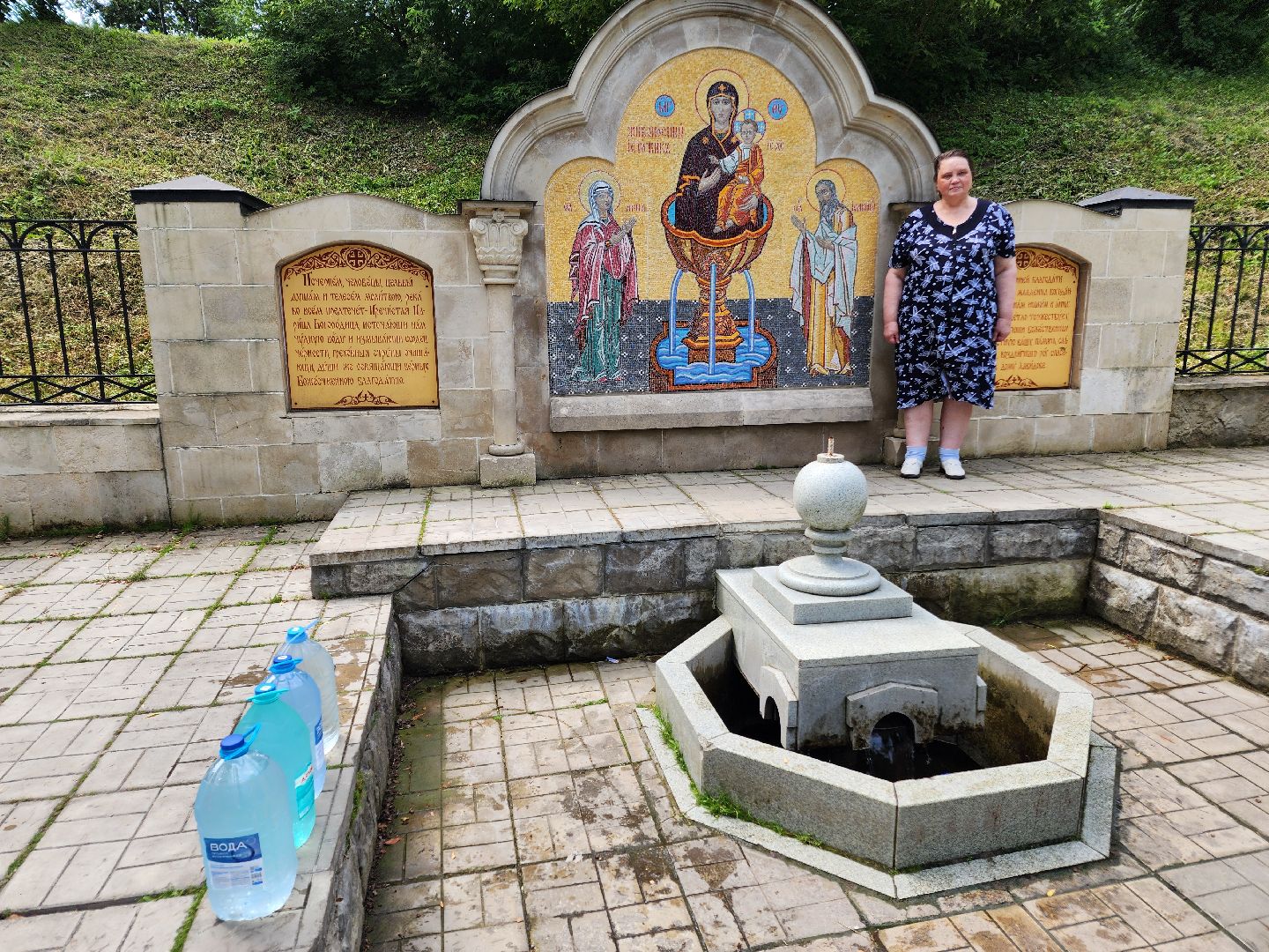 Чехов, городской парк, Анно-Зачатьевский храм, святой источник, родник,