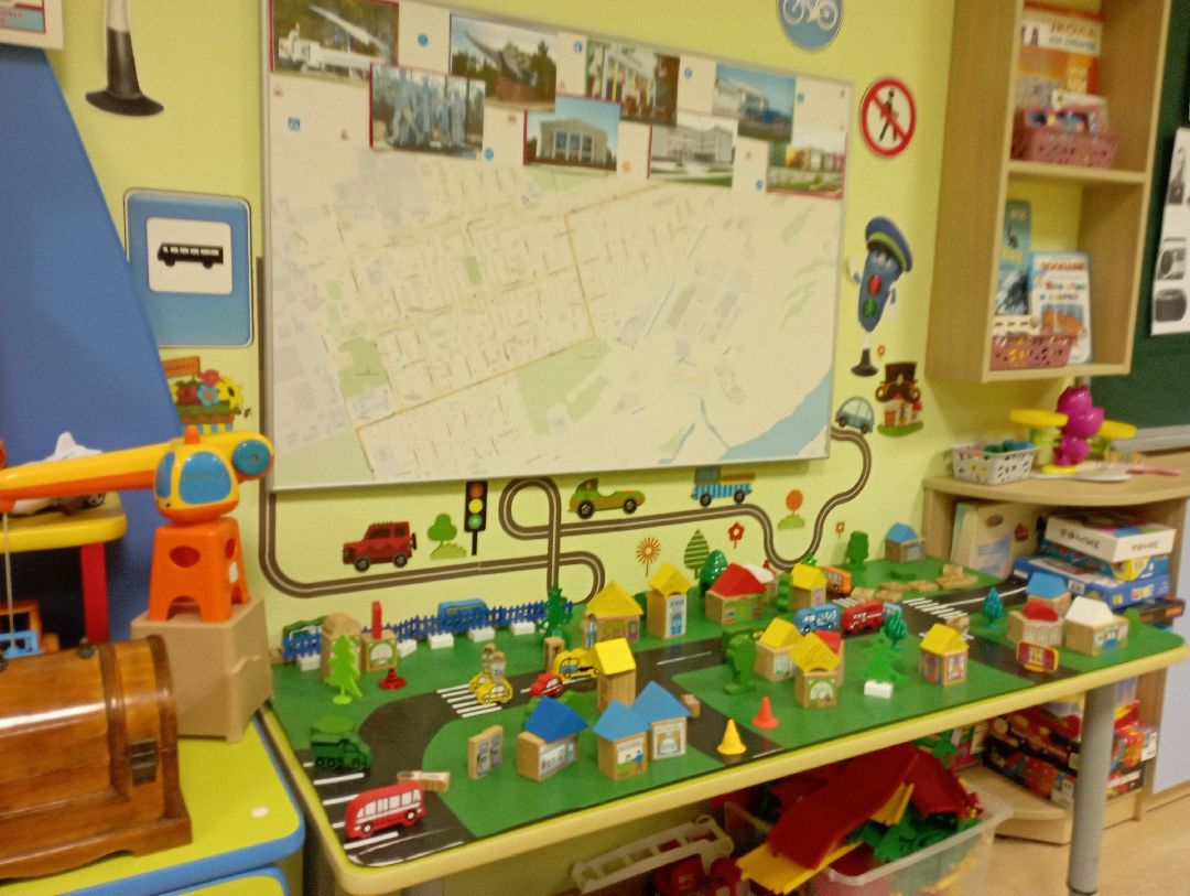 Дубна, общество