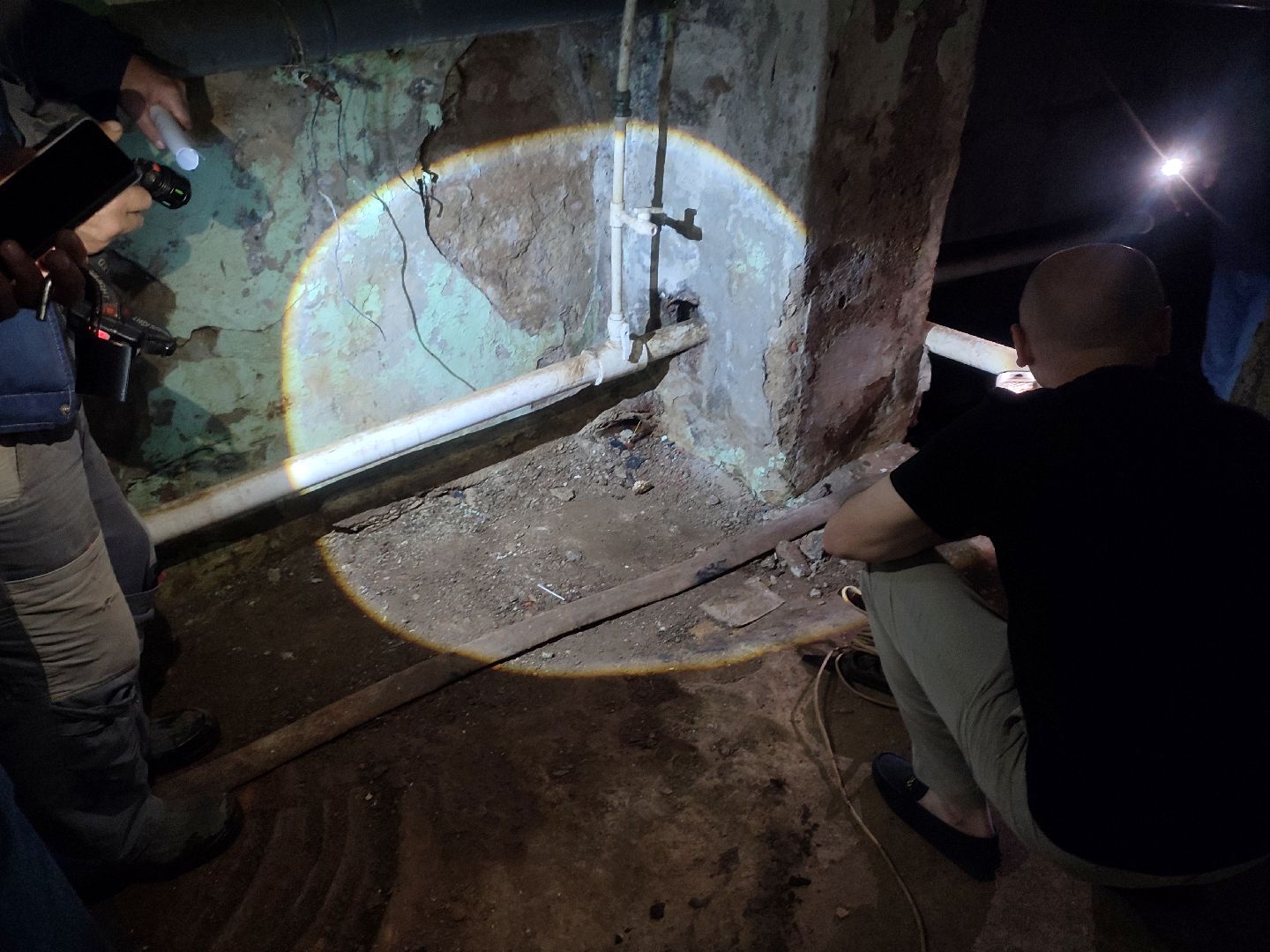 Андроник Пак, дзержинский, выездная администрация,