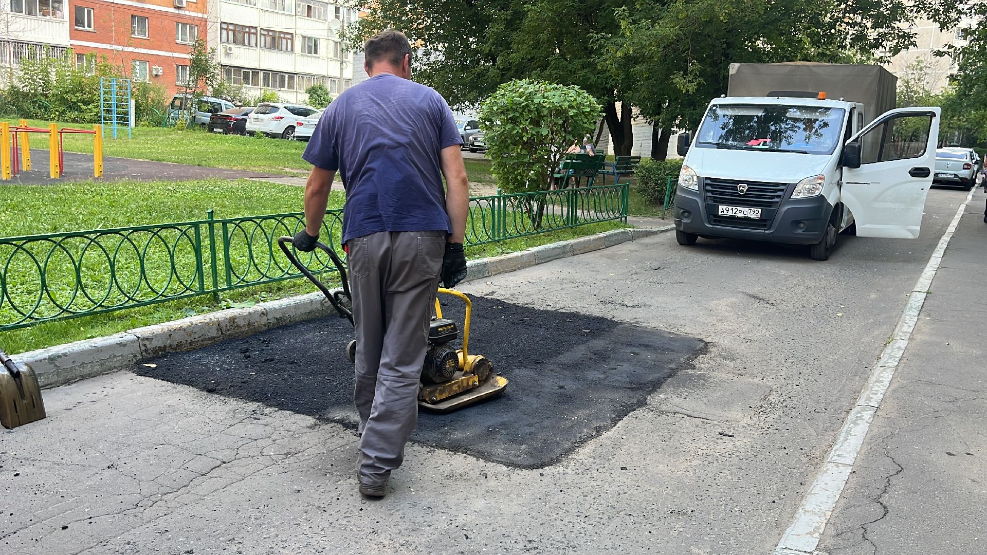 ямы, ямы на дорогах, дороги, ремонт, ремонт автомобильных дорог, ремонт дорог, ямочный ремонт,