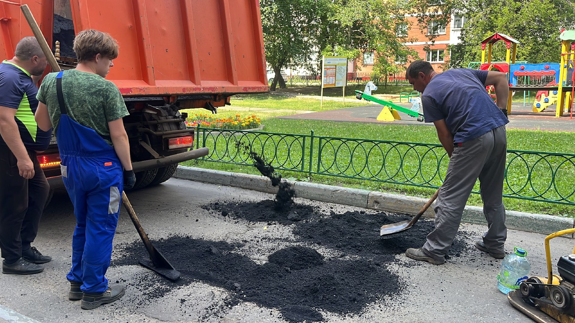 ямы, ямы на дорогах, дороги, ремонт, ремонт автомобильных дорог, ремонт дорог, ямочный ремонт,