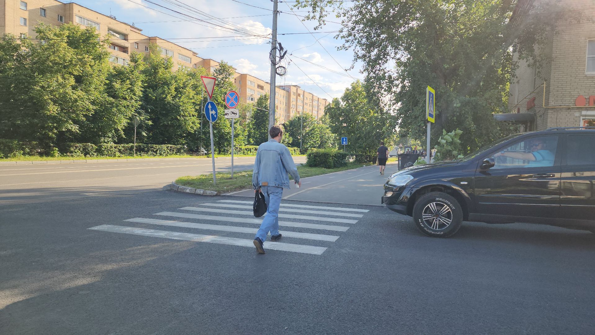 Дорога, пешеходная зона, Лобня,