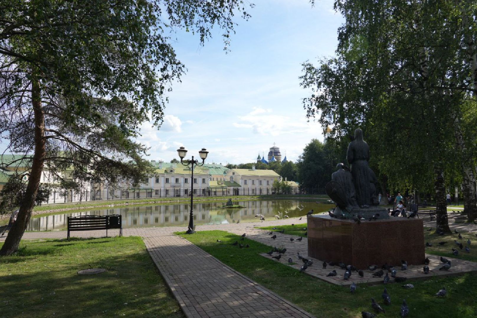 Сергиев Посад, Безопасный регион, Белый пруд, Белые лебеди, Видеонаблюдение,